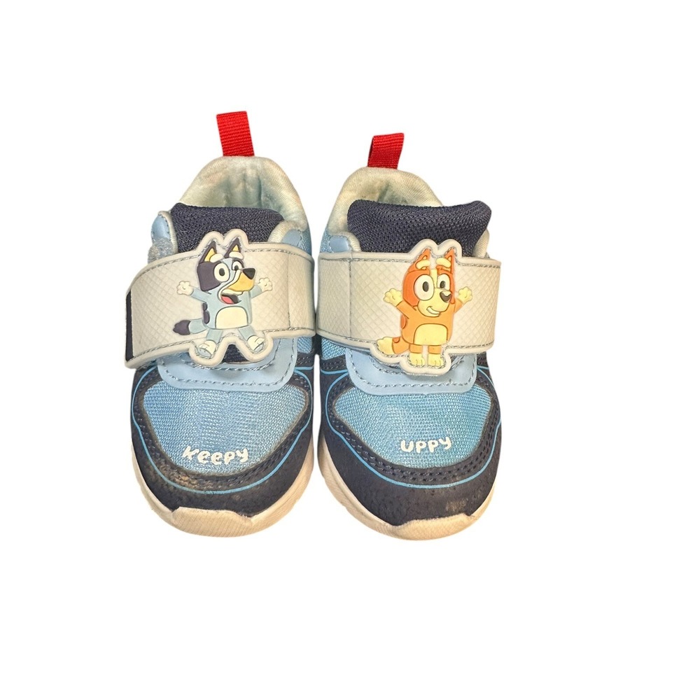 Bluey Kids Light Up Athletic Sneaker ‎ Slip On Shoes Size 5